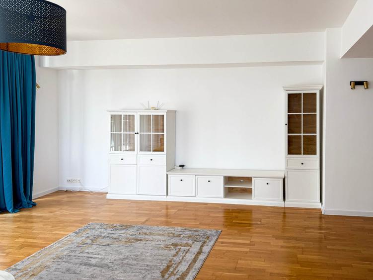 Pipera : Apartament cu 3 camere cu o suprafata de 133,53 mpc !!!