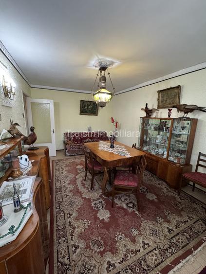 Apartament 2 camere de vanzare | Etaj 1 | Bloc 1984| Zona 9 Mai - Piata - 10