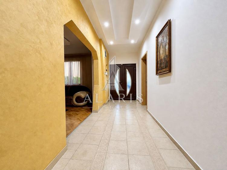 Casa individuala 6 camere, piscina, zona Aradului