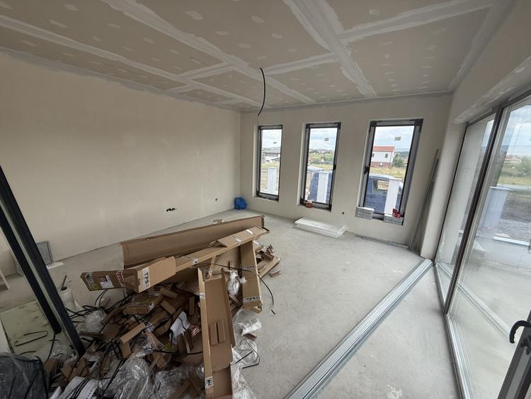 Casă modernă în cartier nou, 130–197 mp utili, teren 610 mp | Dezmir