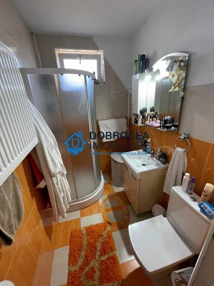ZONA BIG- 2 CAMERE DECOMANDAT,50 MP.