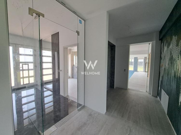 Vilă modernă premium cu piscină interioară, teren 1200 mp și panoramă
