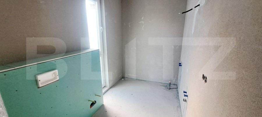Casa in regim cuplat, 6 camere, 320 mp utili, teren 612 mp, situata in Borhanci