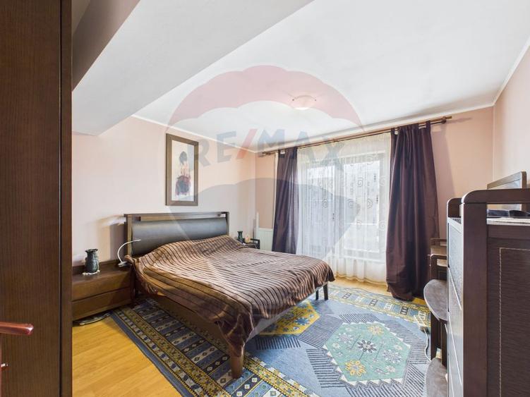 Casă cu 5 camere, 500 mp teren, Domnești, Ilfov