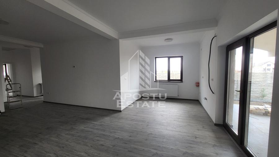 Duplex nou pe parter,vatra veche Sag