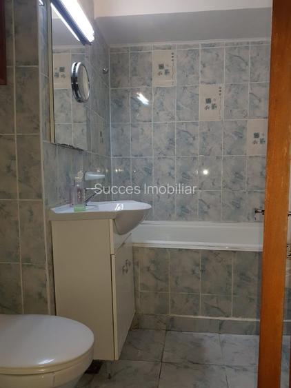 Titulesu, scoala 3, 3 camere decomandat, 80 MP,Loc parcare, etaj 1, 550 euro - 5