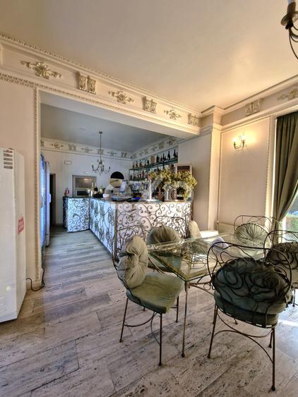 CAFENEA & RESTAURANT BISTRO DE VANZARE – CENTRUL VECHI TARGOVISTE