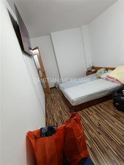 4 camere confort 1 Decoamandat, etaj superior, Mobilat, 80 mp - Viziru 3 - 8
