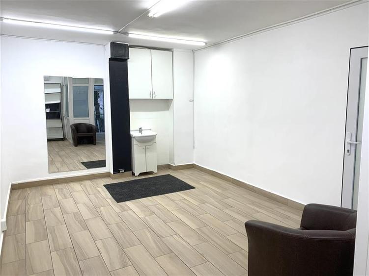 RECO Spatiu comercial de inchiriat 23 mp, oradea.