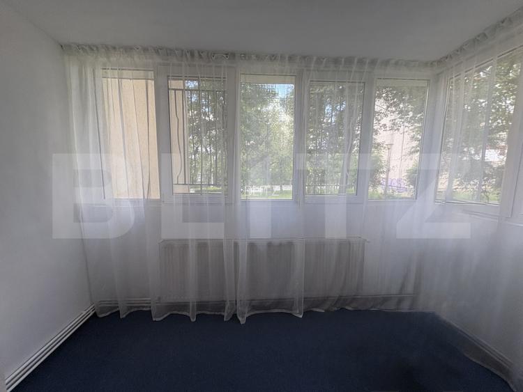 Apartament 3 camere, decomandat, zona Sigma - 6