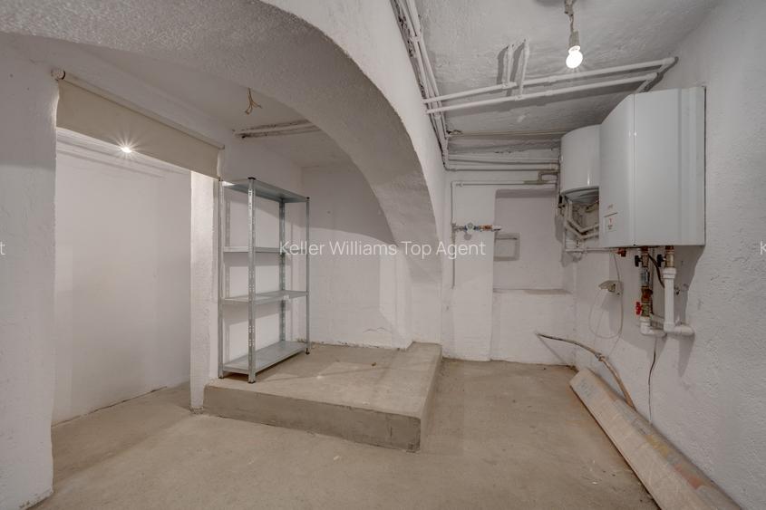 In Cartierul Evreiesc, casa 3 camere pivnita si mansarda open space. - 20