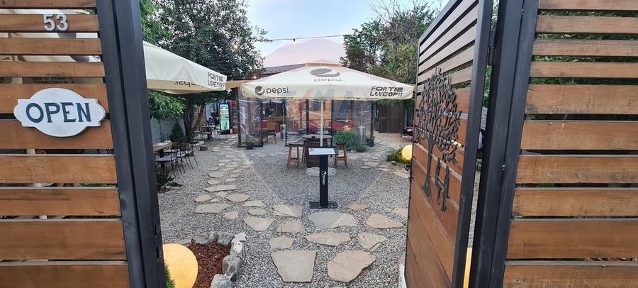 DE ÎNCHIRIAT TERASA RESTAURANT
