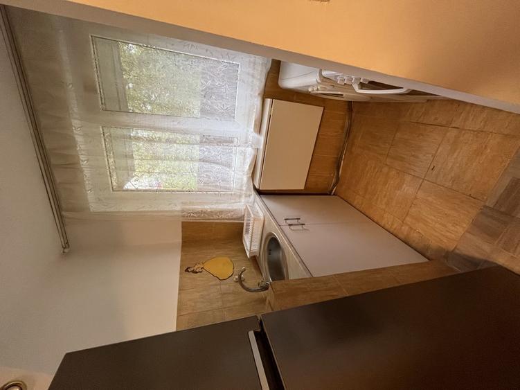 Piata Sudului-Ocazie, Garsoniera pretabila Investitie!