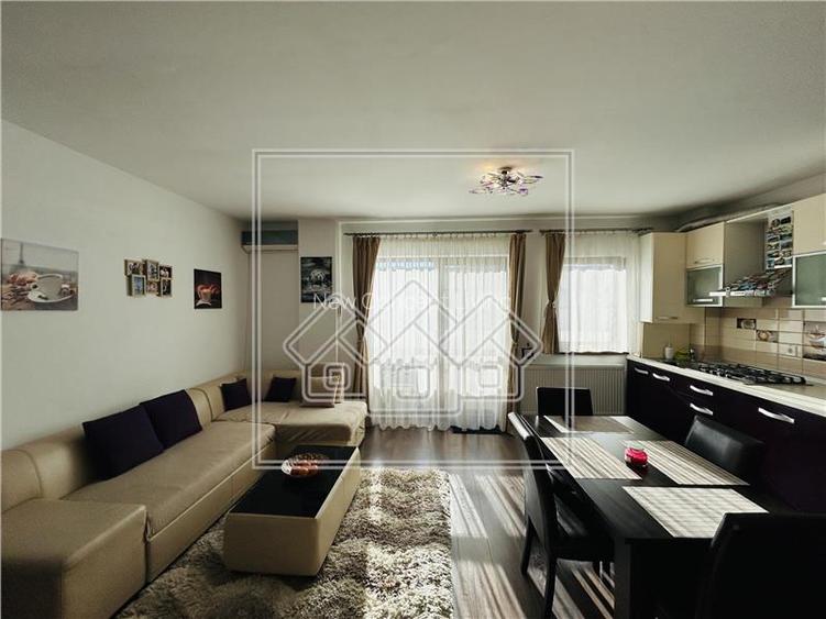 Ap cu 3 camere, balcon, loc de parcare, bloc nou, cu lift - D.Stanca - 2