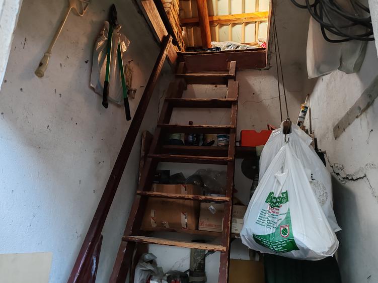 Casa 3 camere libera la vanzare CRISTIAN