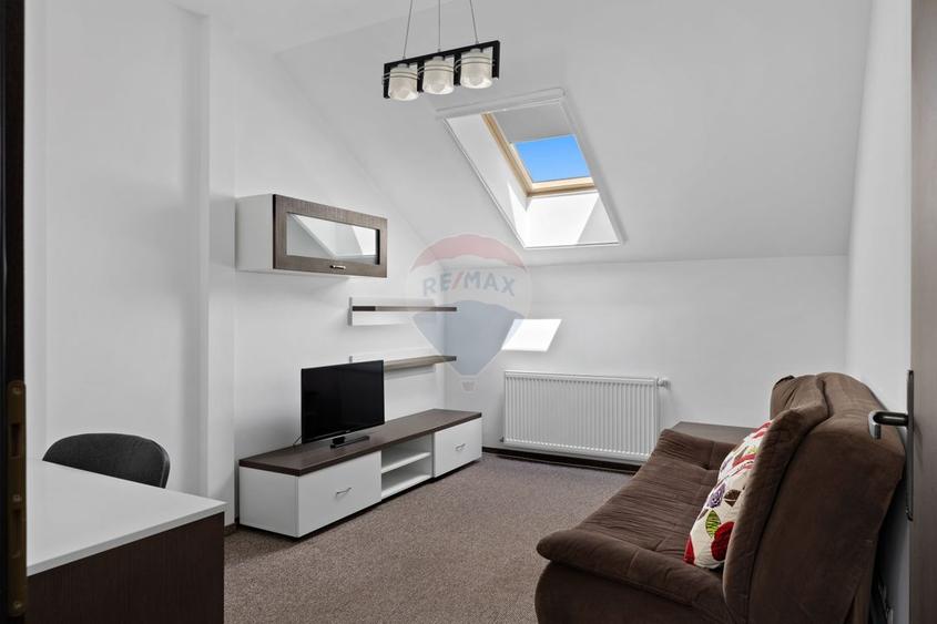 Apartament 2 camere, de închiriat în clădire privată zona Ultracentral