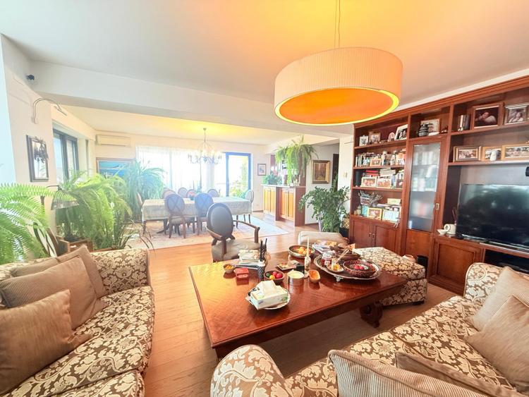 Apartament exclusivist cu 4 camere, vedere panoramică, Central Park