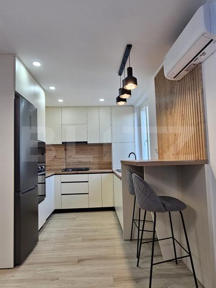 Apartament modern cu 2 camere, 44 mp, Central