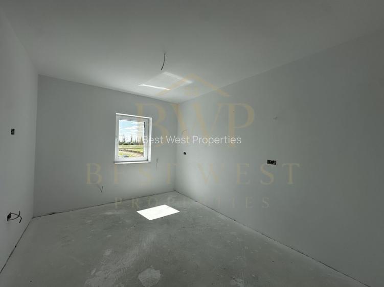 Duplex. Mosnita noua, 2 intrări in curte, 4 camere - 3