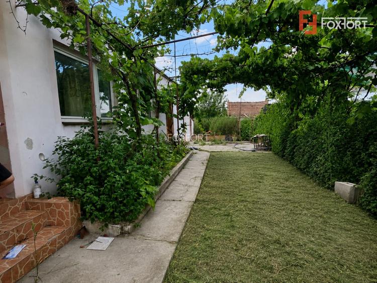 Casa individuala 5 camere de vanzare, zona centrala Sagu, Arad - 2