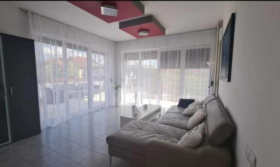 Oportunitate! Penthouse de 60 mp. + teraasă de 60 mp., car. Europa