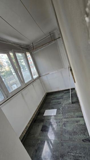 Apartament 3 camere - 2 Bai - Reabilitat Termic