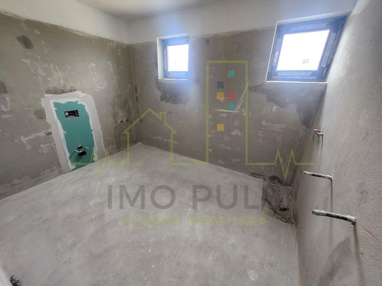 Duplex. Mosnita veche. 350 mp Teren. 4 Camere