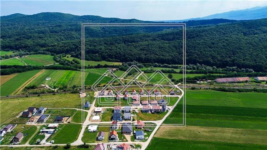 Teren cu autorizatie constructie si utilitati - casa individuala