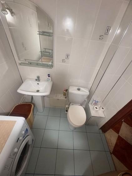 Apartament 3 camere-decomandat-zona Petre Ispirescu