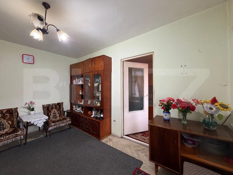 Apartament 2 camere, etaj 1, 37 mp, zona Micro III