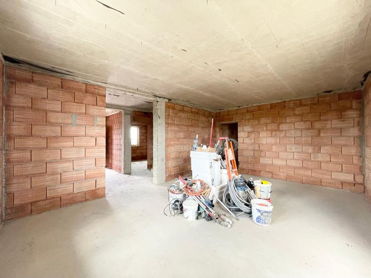 Duplex separat prin camera tehnica, 130 mp utili - Mosnita Veche