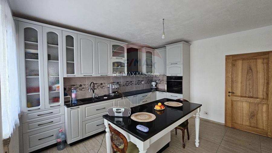 Casă / Vilă de lux, Scheia, Suceava - 24