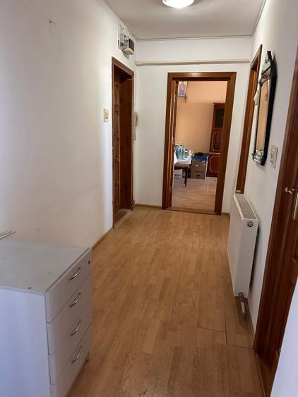 Apartament 2 camere 58 mp, decomandat- zona Primaverii