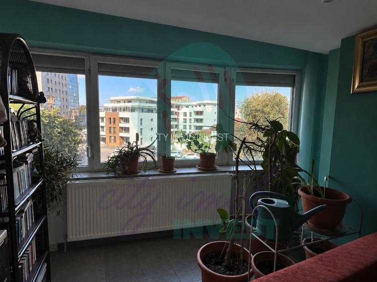 2 camere | Bd. Unirii | 79 mp | Decomandat | Vedere liberă | Etaj 1