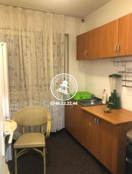 Apartament doua camere in zona Tătărași
