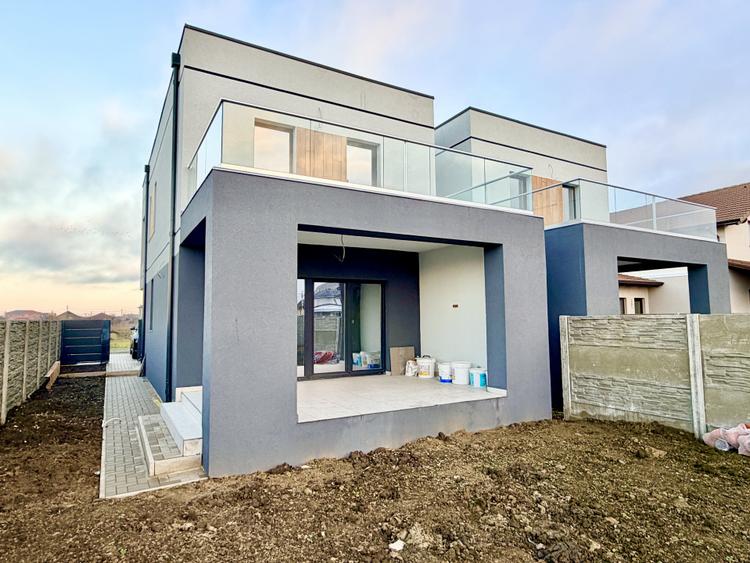 Duplex cu 3 camere si 2 bai - Mosnita - zona noul Lidl