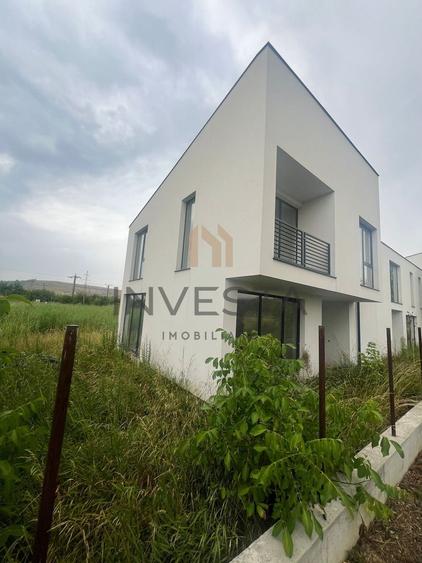 Triplex nou, 113 mp utili + curte, Apahida – disponibil si la pachet!