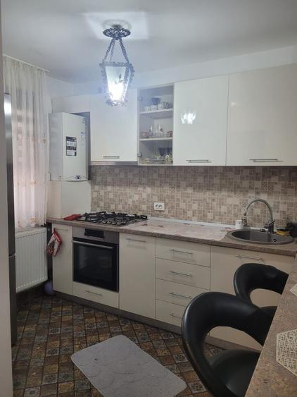 Casa 3 camere de vanzare Ghencea - Cartierul Latin