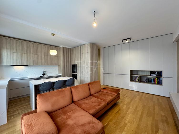 3 camere 81 mp, parcare, boxă, Luxuria Domenii