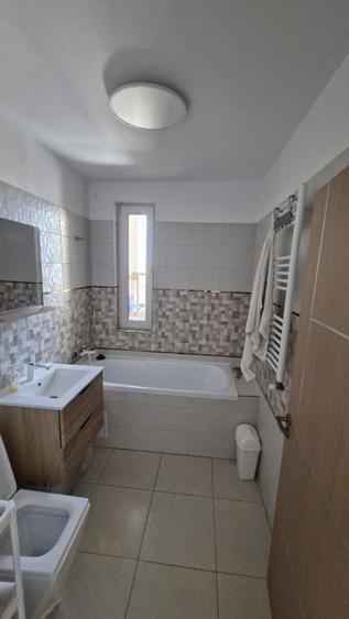 Ap 2 camere, terasa, loc de parcare si balcon