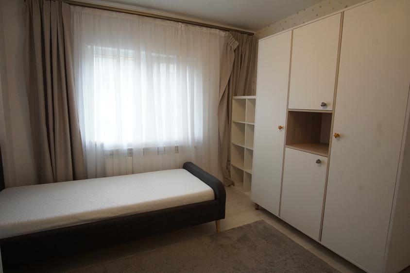 Timpuri Noi Nerva Traian 3 Camere Lux Loc Parcare Contract ANAF Renovat recent