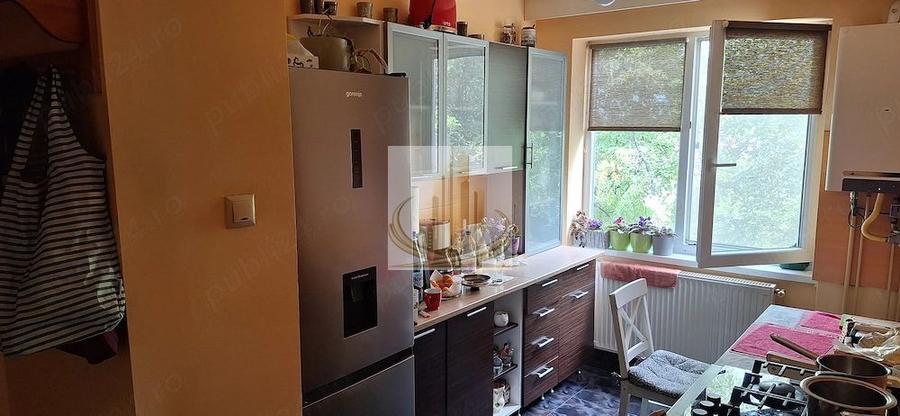Vand apartament 2 cam 52 mp Et. 4