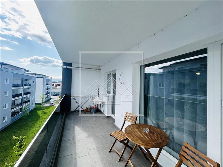 Apartament modern, cu 3 camere, balcon mare, loc de parcare inclus - C. Kogalnic