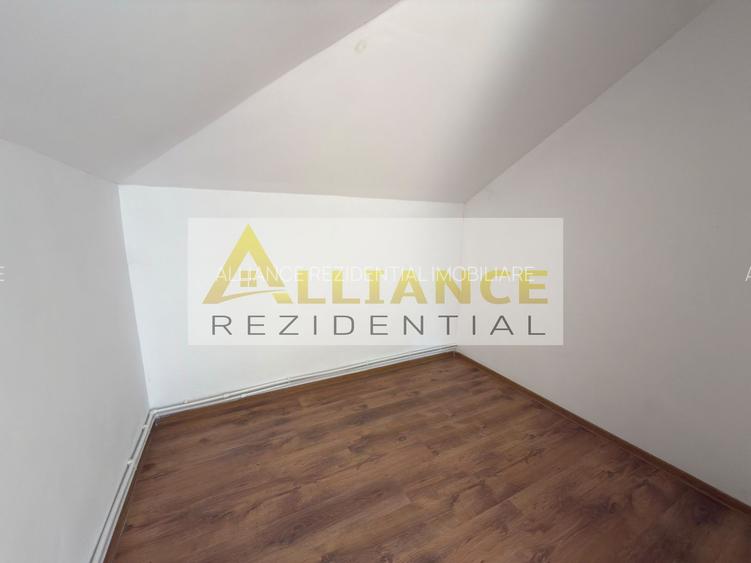 CASA INDIVIDUALA CU POTENTIAL COMERCIAL – CATELU, STRADA INDEPENDENTEI - 11