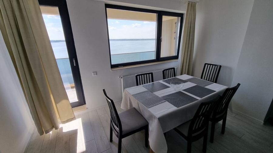 Stațiunea Mamaia - 3 camere de închiriat mobilat, utilat complet.