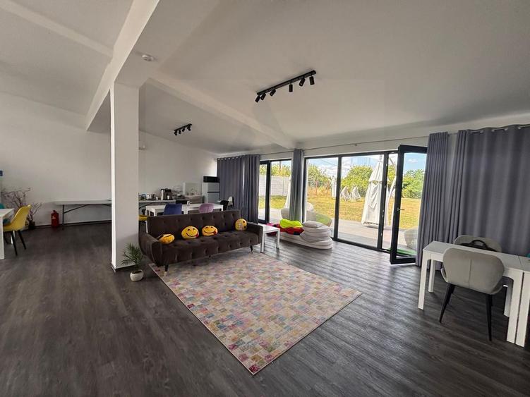 Pensiune PREMIUM 10 camere și Casă Individuală Valea Avrigului 4.600mp