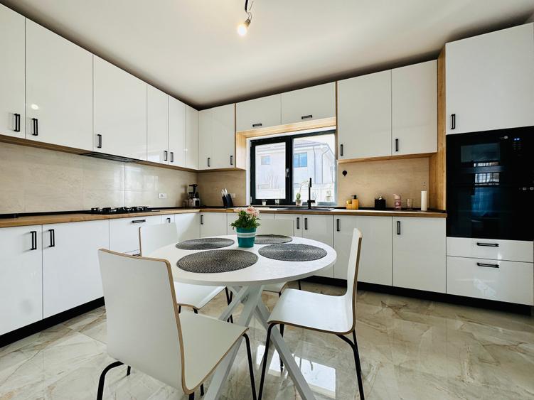 Vila Stil Mediteraneean || 4 Camere || Teren 400 mp || Com. Berceni
