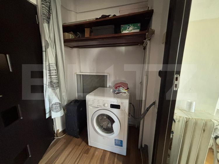 Apartament 2 camere de vanzare, 50 mp, zona Rogerius