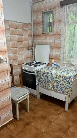 Vanzare apartament 3 camere, decomandat, confort 1 in Ploiesti, Vest
