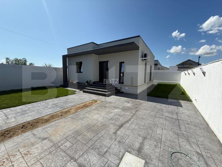 Casa parter, 65 mp utili, 220 mp teren, zona Damila - 11